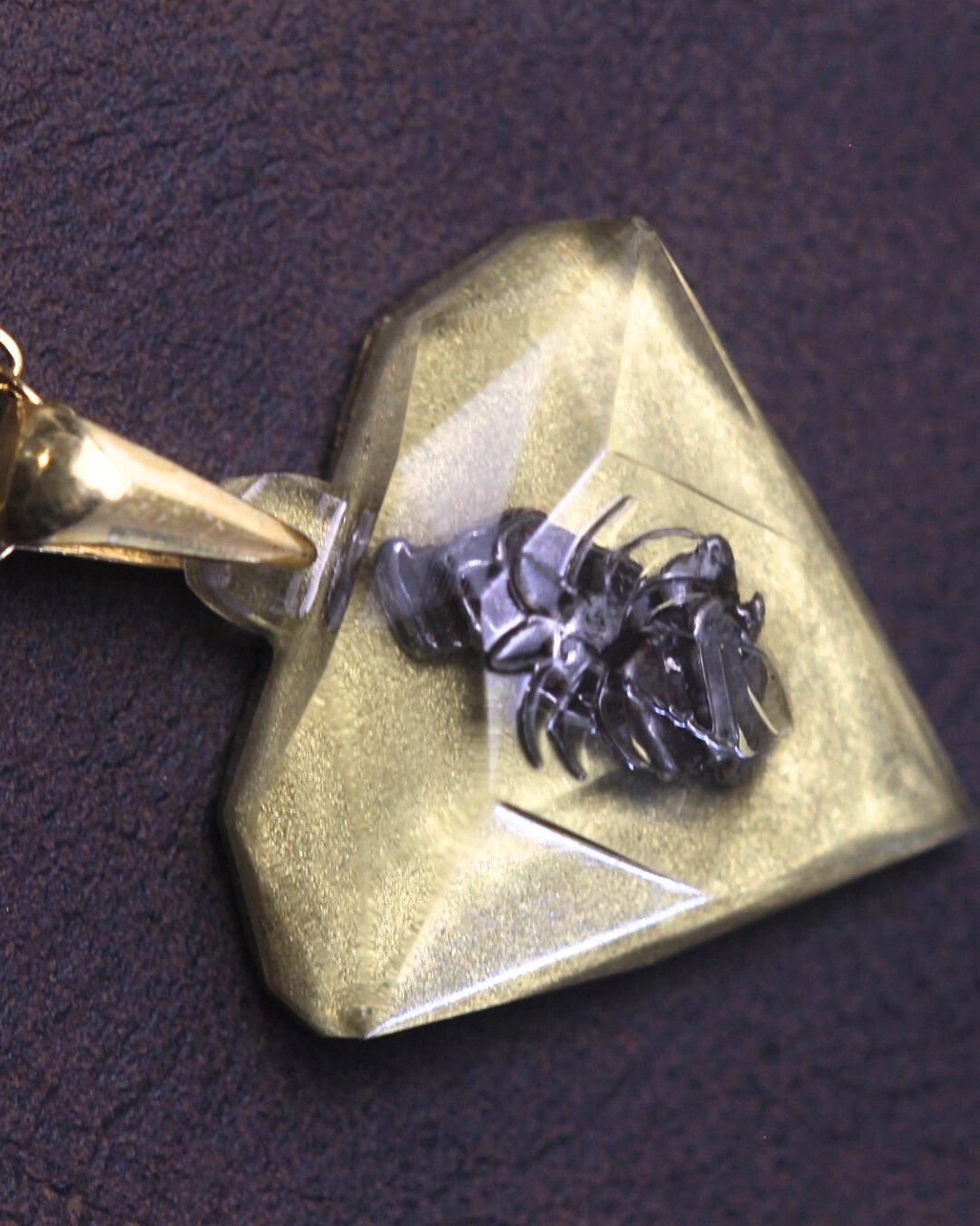 Golden Pirave Diamond - Meteorit Large