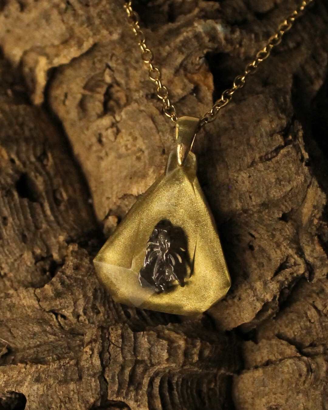 Golden Pirave Diamond Reversed - Meteorit, 22mm