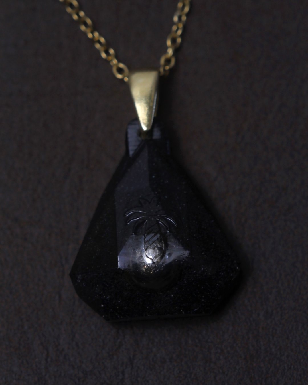 Midnight Black Diamond - Golden Pearl !F